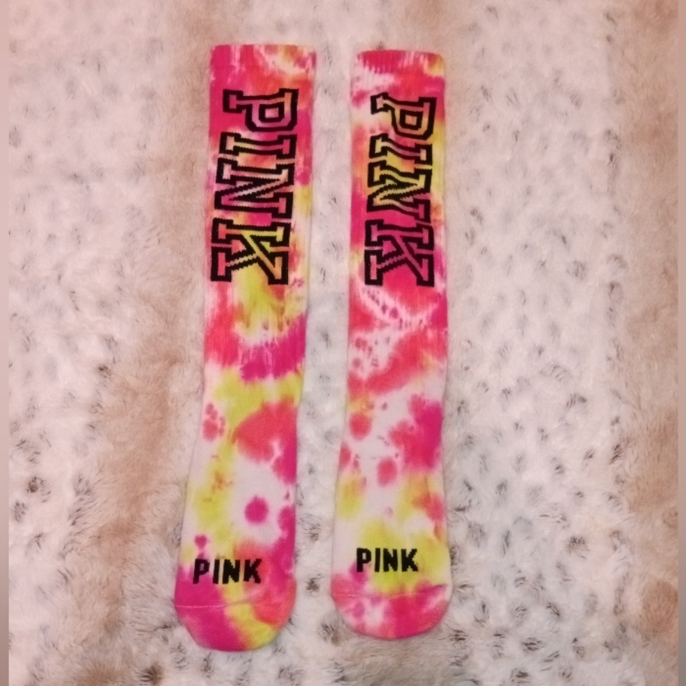 VS Pink Socks